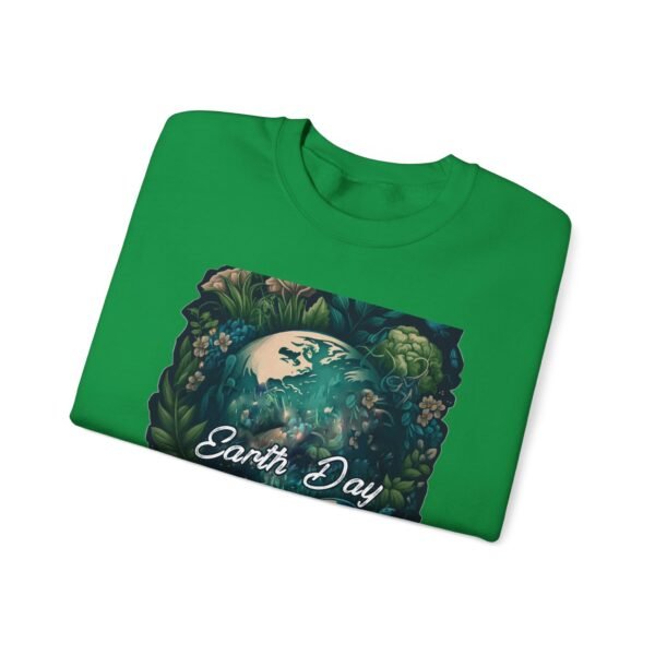 Unisex "ARTISTRY PRINTS" Heavy Blend™ Eco-Crewneck Sweatshirt - Image 13